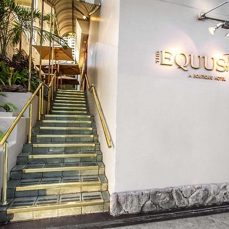 Equus Honolulu Exterior foto