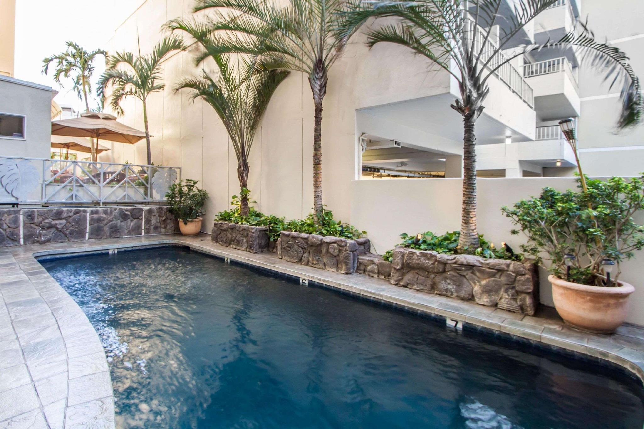 Equus Honolulu Exterior foto